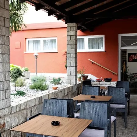 Hostel Soline